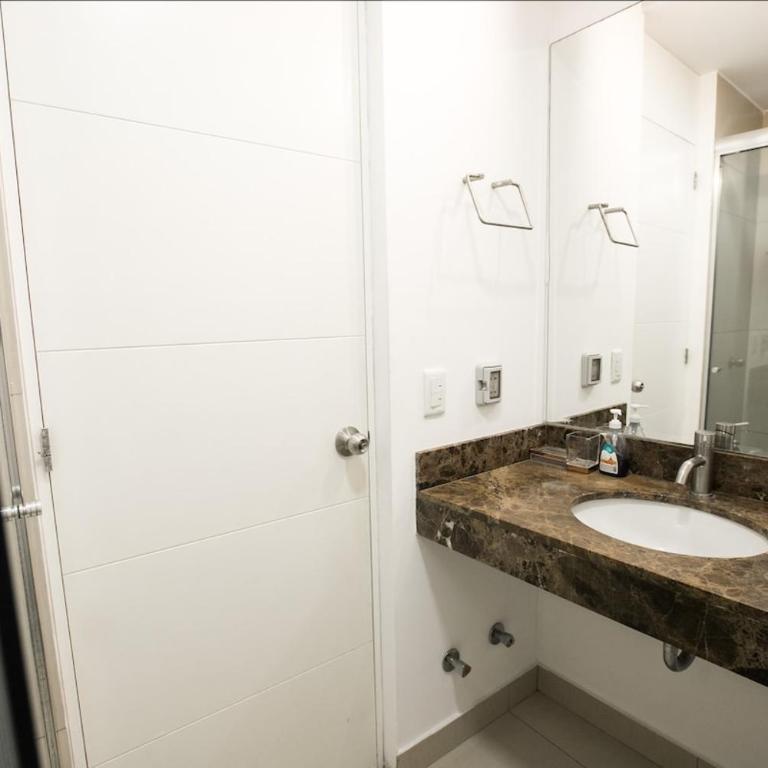 iStay Dpto moderno iluminado Miraf Parque Kennedy - One-Bedroom Apartment - 22