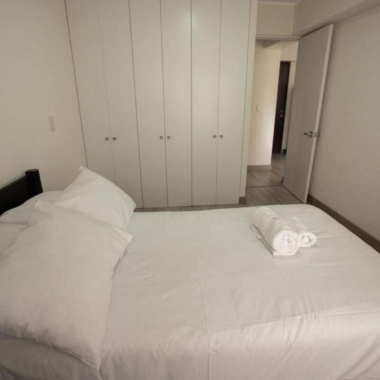 iStay Nuevo 2D 2B Balcón - Three-Bedroom Apartment - 36