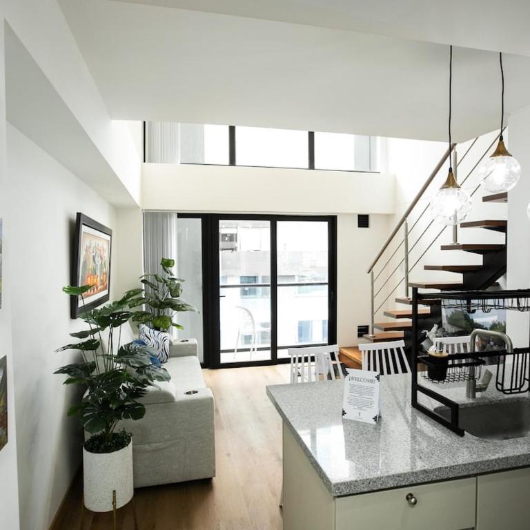 Mezanine Deluxe Miraflores - Two-Bedroom Apartment - 55