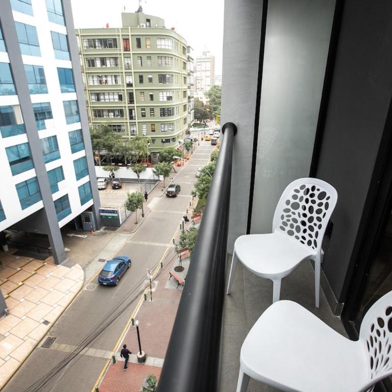 Mezanine Deluxe Miraflores - Two-Bedroom Apartment - 57