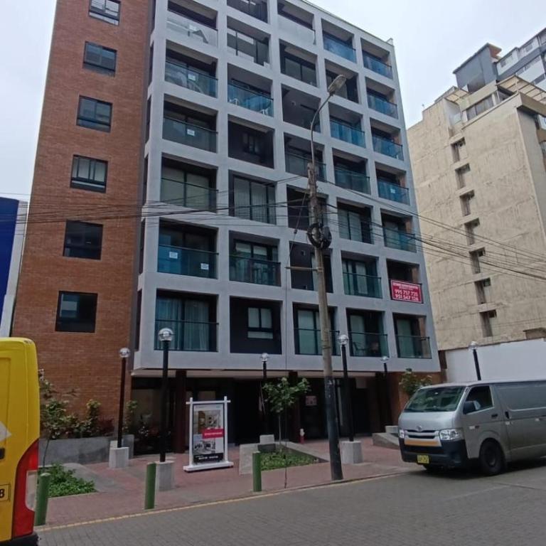 Mezanine Deluxe Miraflores - Two-Bedroom Apartment - 63