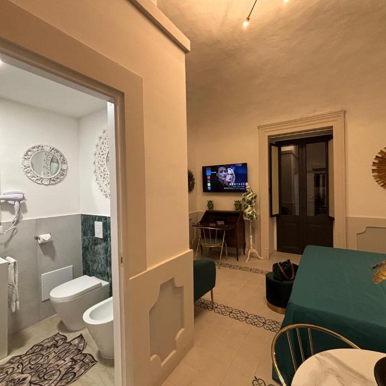 Moresco Suites - Superior King Room - 4