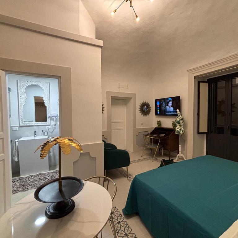 Moresco Suites - Superior King Room - 10