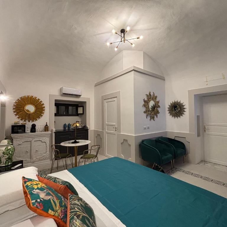 Moresco Suites - Superior King Room - 13