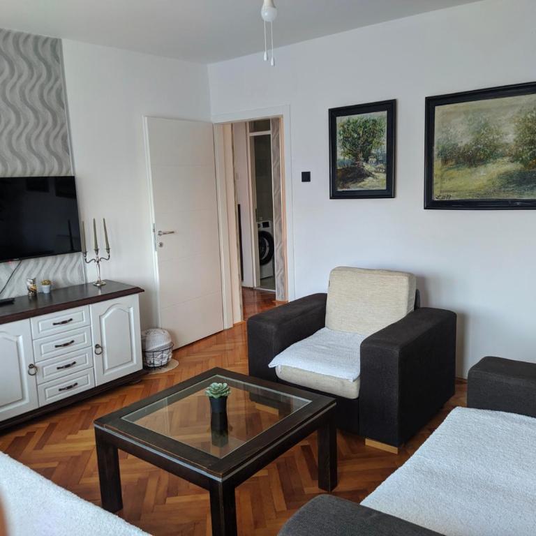 Golden lady - Two-Bedroom Apartment - 5