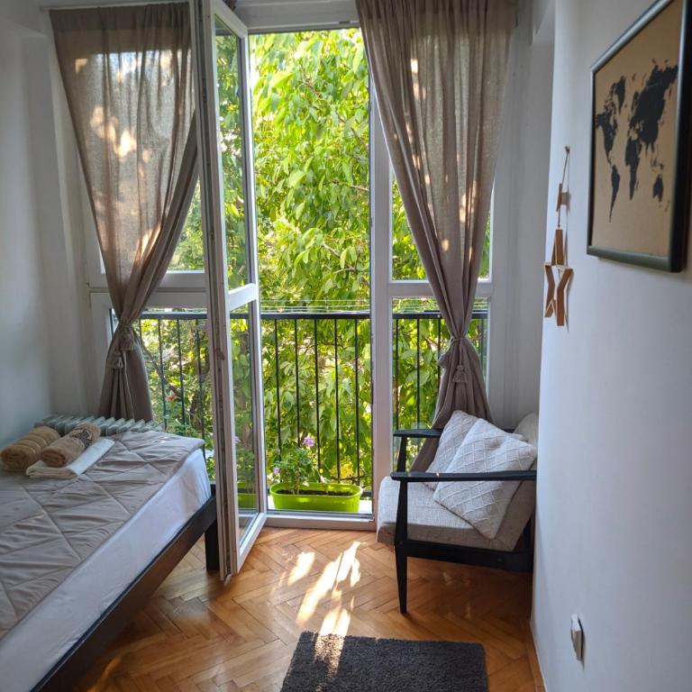 Golden lady - Two-Bedroom Apartment - 10
