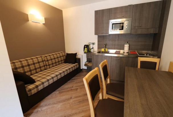 DolceVita Ambiez B&B - Familiensuite mit Balkon - 7