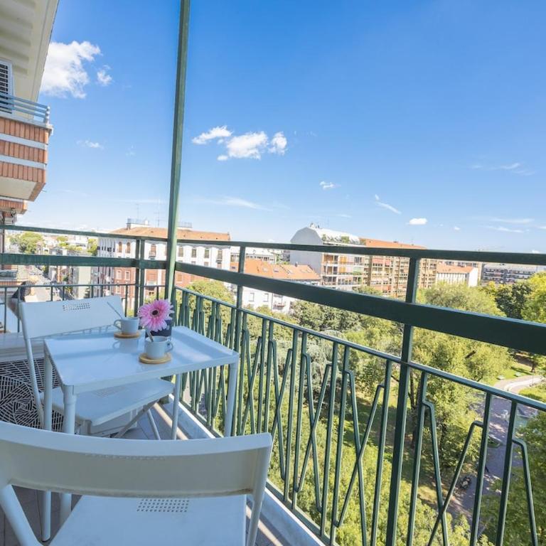 Bright & Cozy 2 bedroom Flat 50m from M4 stop - Appartamento con 2 Camere da Letto - 6