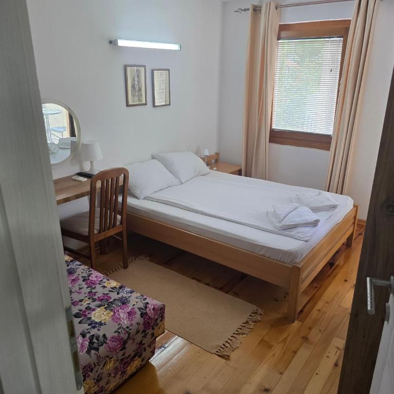 APARTMANSKI SMEŠTAJ SOLARIS kod Aqua Parka SUPERIOR & FAMILY Apartments - Apartman sa 2 Spavaće Sobe i Terasom - 14