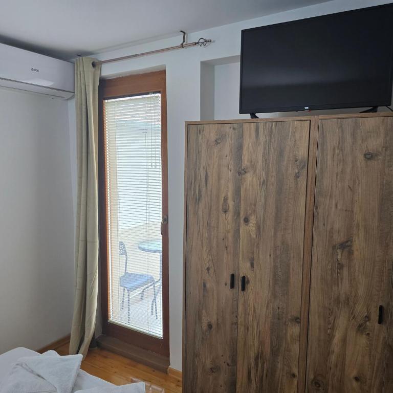 APARTMANSKI SMEŠTAJ SOLARIS kod Aqua Parka SUPERIOR & FAMILY Apartments - Apartman sa 2 Spavaće Sobe i Terasom - 17