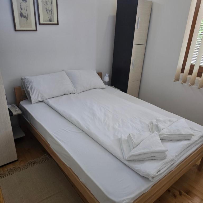 APARTMANSKI SMEŠTAJ SOLARIS kod Aqua Parka SUPERIOR & FAMILY Apartments - Apartman sa 2 Spavaće Sobe i Terasom - 19