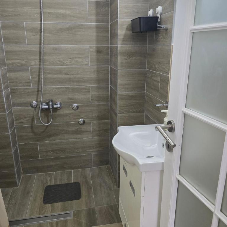 APARTMANSKI SMEŠTAJ SOLARIS kod Aqua Parka SUPERIOR & FAMILY Apartments - Apartman sa 2 Spavaće Sobe i Terasom - 21
