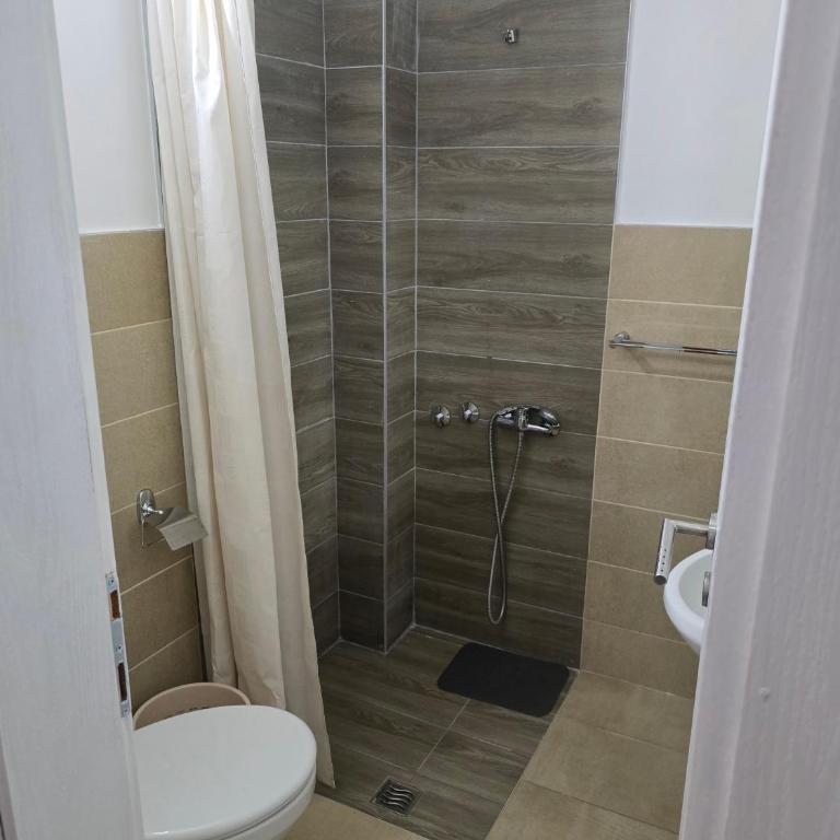 APARTMANSKI SMEŠTAJ SOLARIS kod Aqua Parka Studio Apartmani - Studio apartman sa 1 bračnim krevetom - 6
