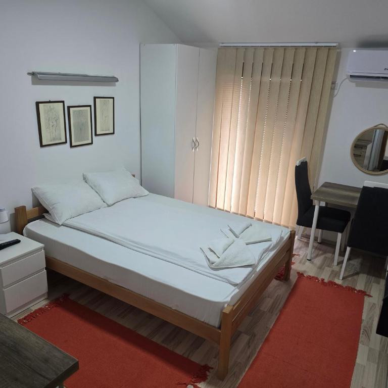 APARTMANSKI SMEŠTAJ SOLARIS kod Aqua Parka Studio Apartmani - Studio apartman sa 1 bračnim krevetom - 8