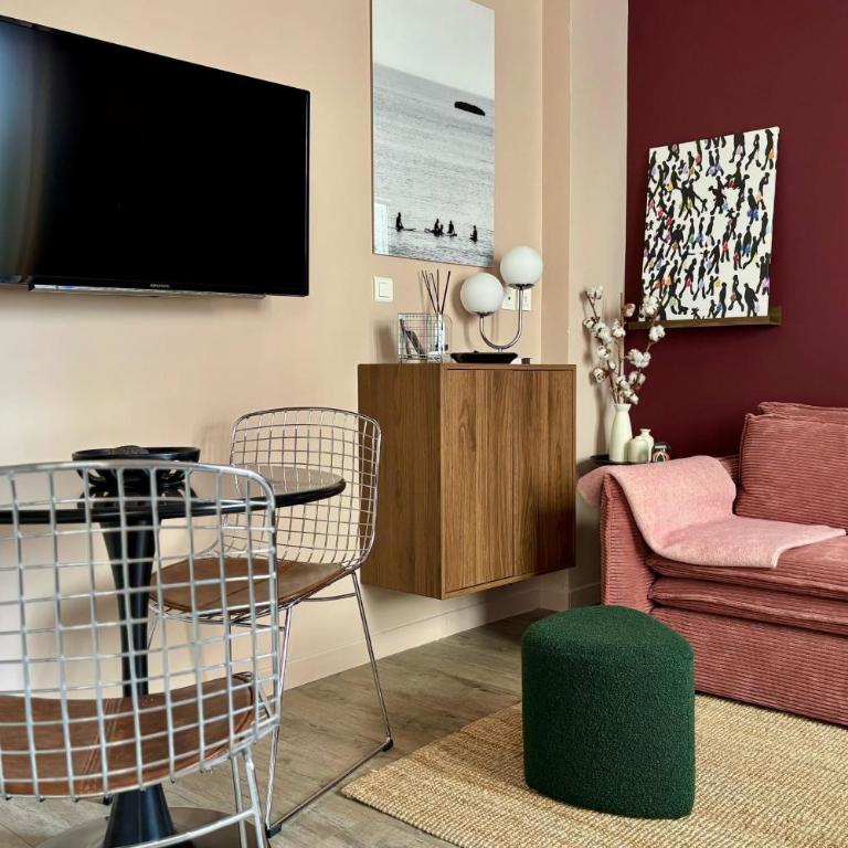Charming T2 with terrace near beach - Appartamento - 1
