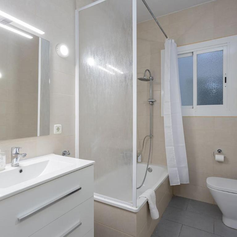 Stylish 3 Bedroom Apartment - Apartamento - Planta baja - 27