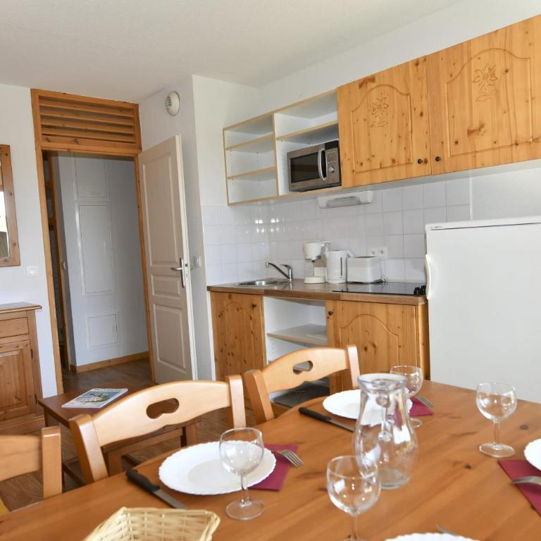 Chartreuse 1 036-FAMILLE & MONTAGNE appart 6 pers - Appartement avec Vue sur la Montagne - 2