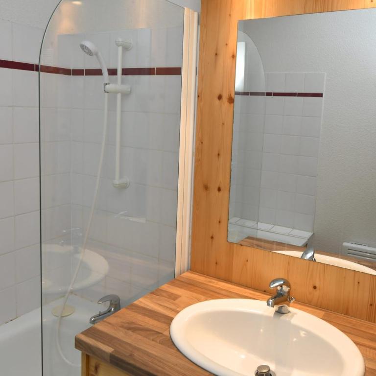 Chartreuse 1 036-FAMILLE & MONTAGNE appart 6 pers - Appartement avec Vue sur la Montagne - 6