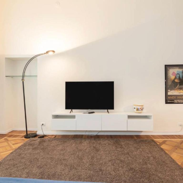 I-Host Luxury Apartment - Italia - Appartamento con 2 Camere da Letto - 18