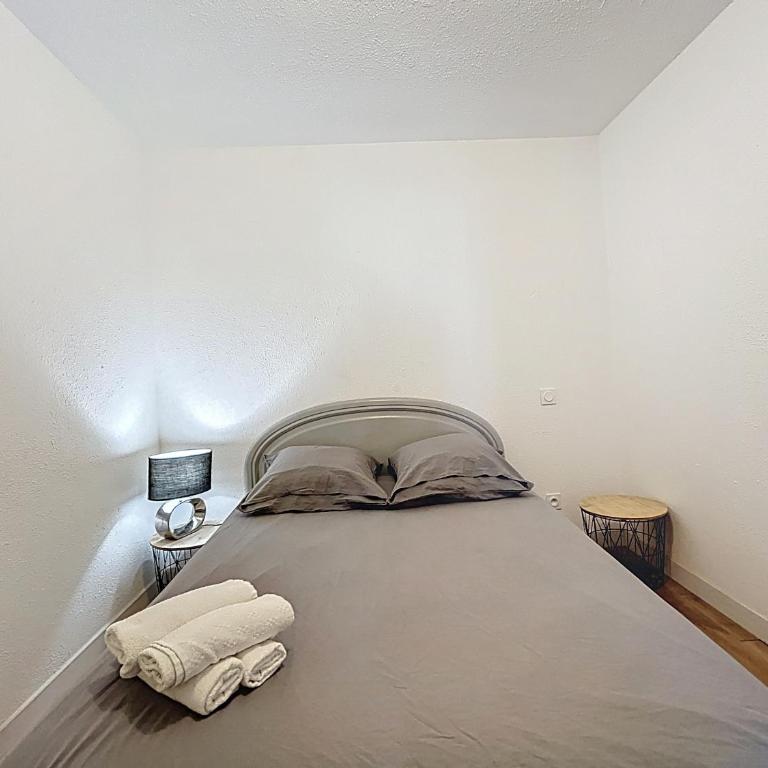 Le Cocon - Wifi - Cour privative - Proche Halles - Appartamento con 1 Camera da Letto - 2