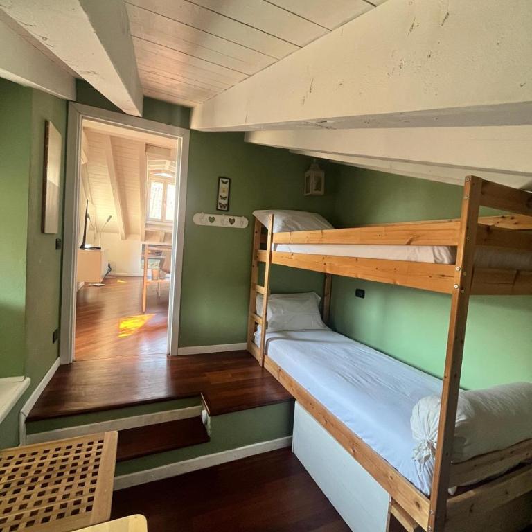 Vanessa's Art Rooftop Historic Center Como - Appartamento Superior con 2 Camere da Letto - 6