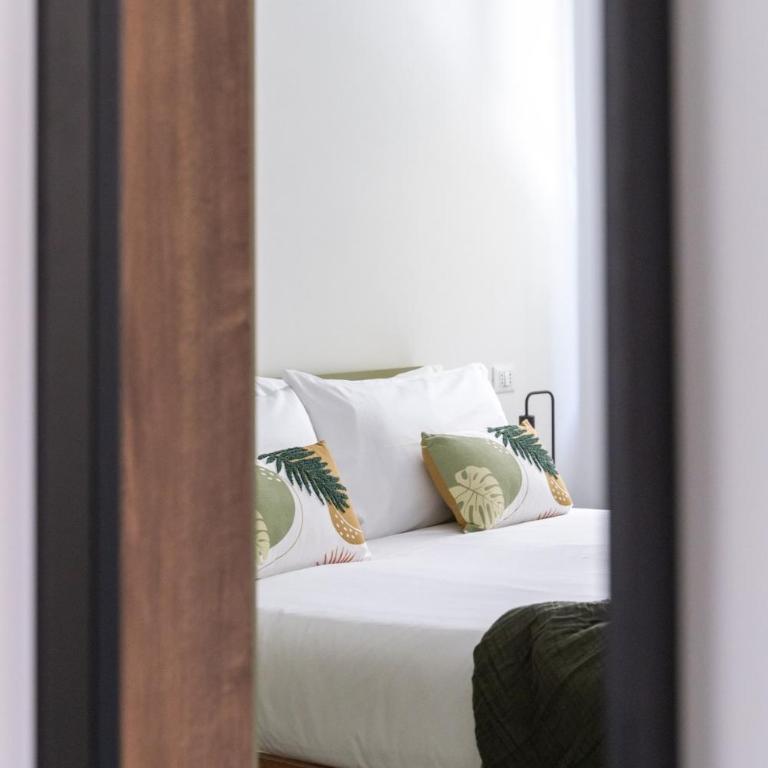 Luxury Station Oasis with Balcony - Appartamento con 2 Camere da Letto - 10