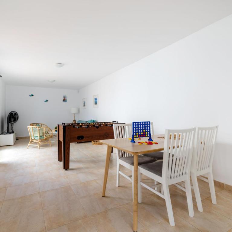 LUXURY VILLA PERLA DEL MAR - Three-Bedroom Villa - 21