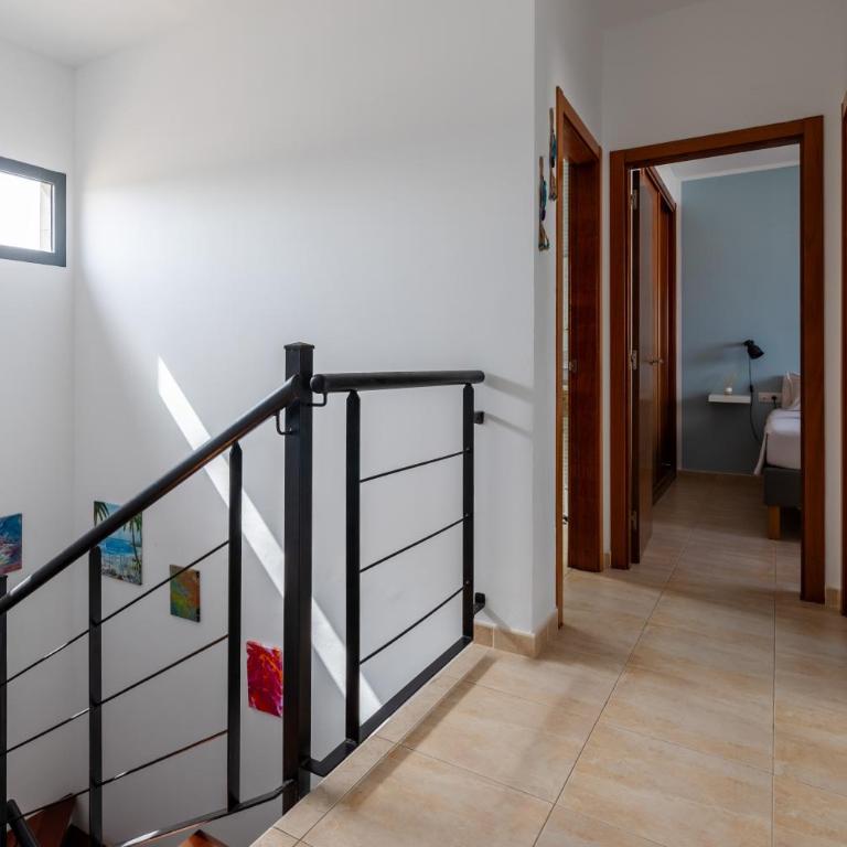 LUXURY VILLA PERLA DEL MAR - Three-Bedroom Villa - 14