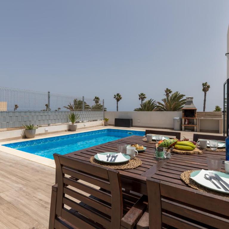 LUXURY VILLA PERLA DEL MAR - Three-Bedroom Villa - 25