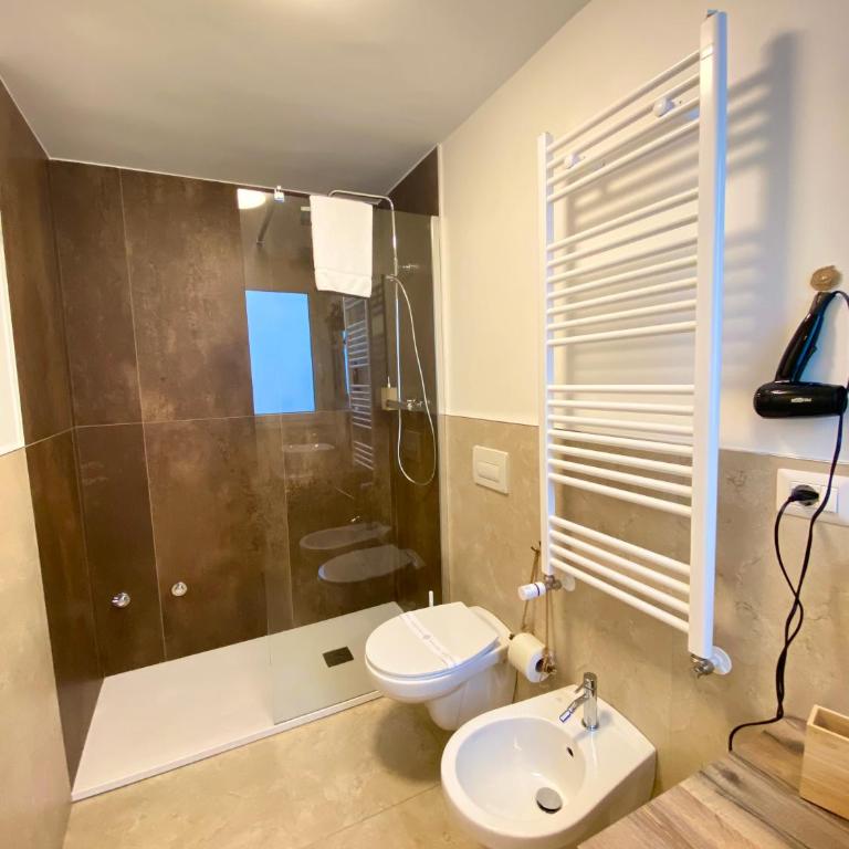Il Re degli Scalzi - Camera Matrimoniale con Bagno Privato - 15