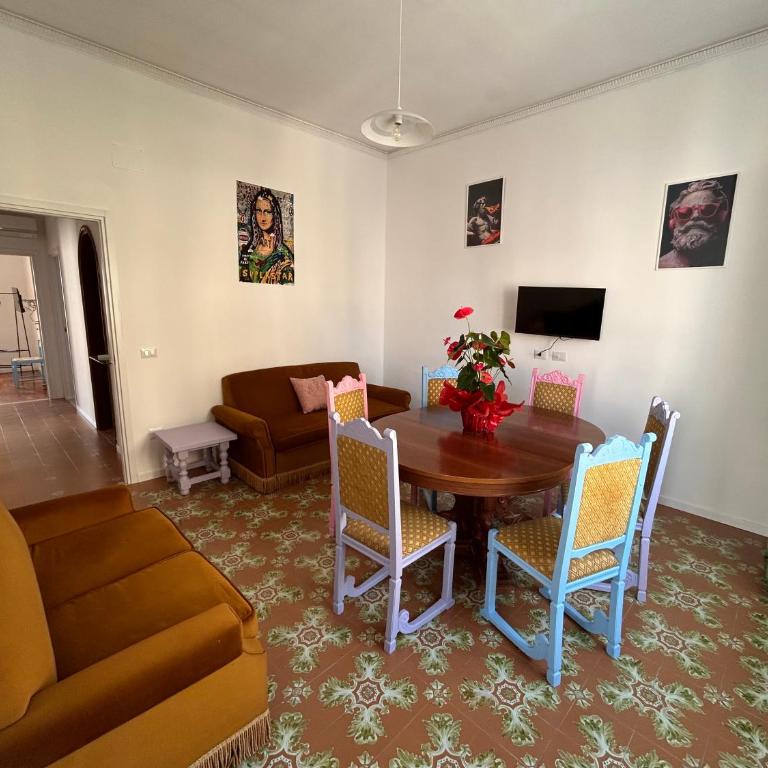 Balhara Floridi House - Appartamento con 2 Camere da Letto e Vista Città - 13