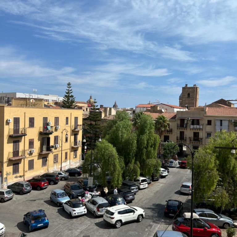 Balhara Floridi House - Appartamento con 2 Camere da Letto e Vista Città - 3