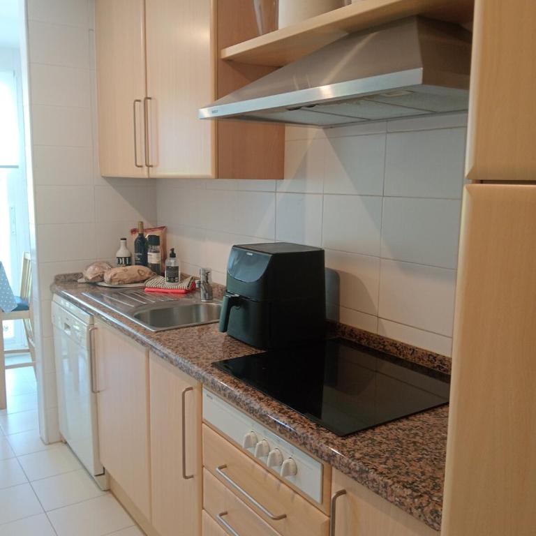 Beachfront spacious 4-Bed Apartment, Los Granados - Four-Bedroom Luxury Apartment - 13