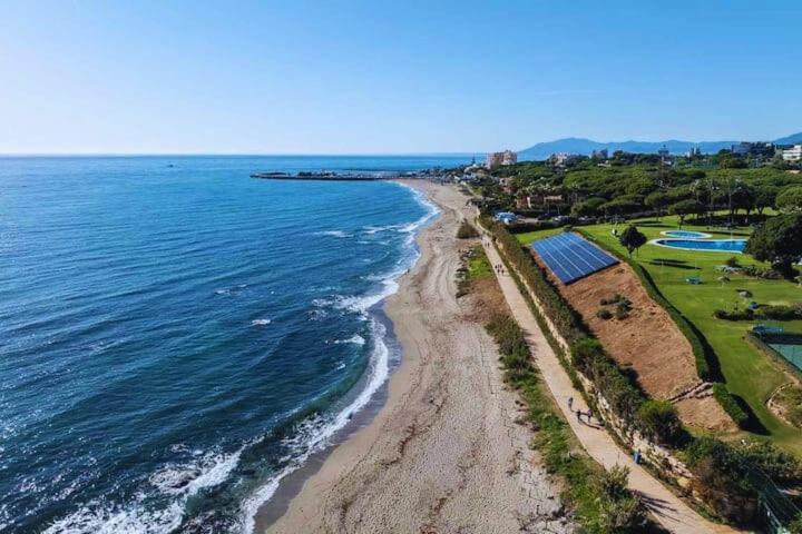 Beachfront spacious 4-Bed Apartment, Los Granados - Four-Bedroom Luxury Apartment - 35