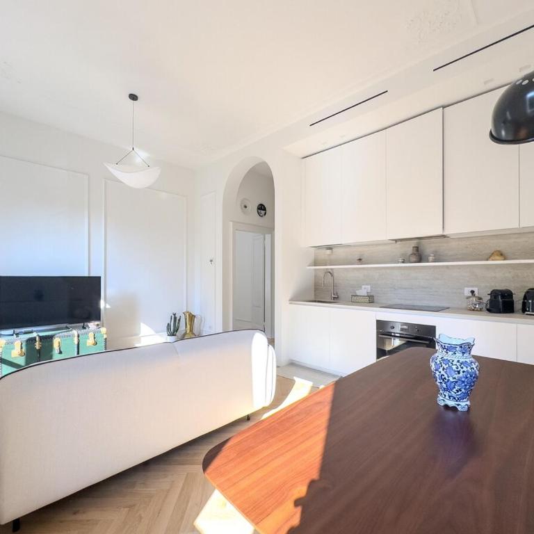 Design & Comfort in Porta Romana - Appartamento con 1 Camera da Letto - 7