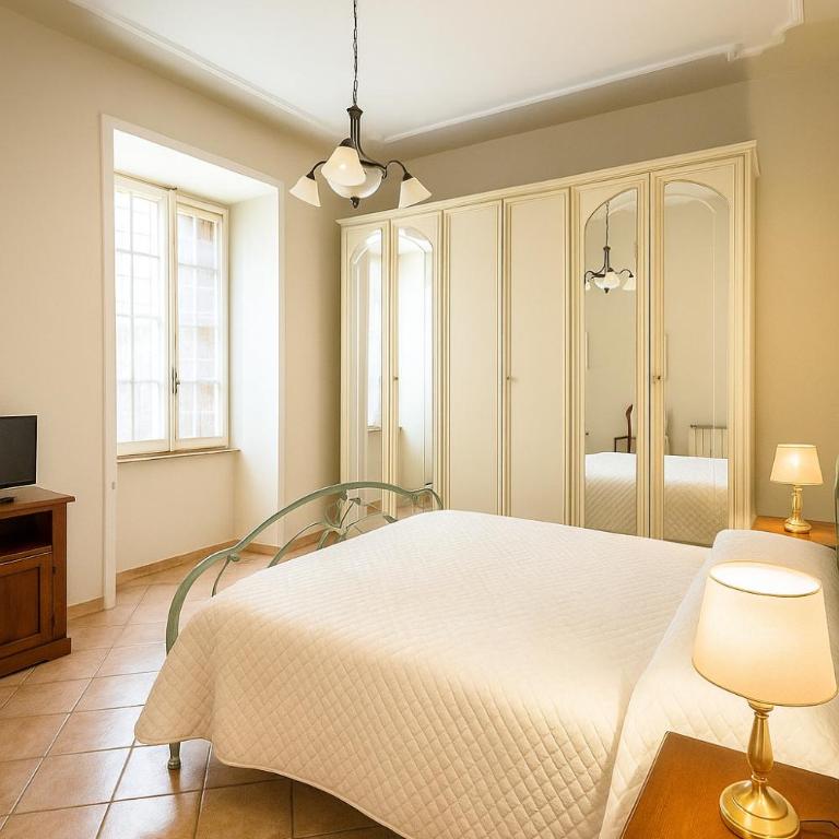 Colosseo Rooms Apartments - Suite con Terrazza - 1