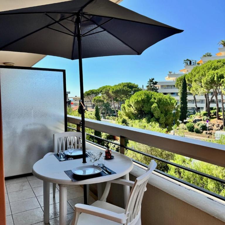 2 pièces Bord de mer - Parking-Clim-Piscine - Appartement 1 Chambre - 3