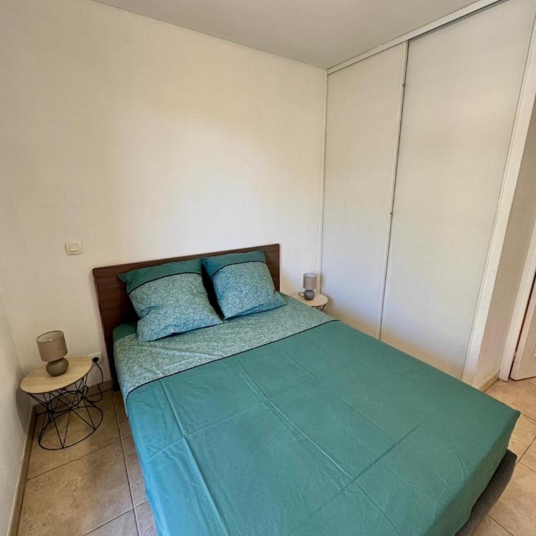 2 pièces Bord de mer - Parking-Clim-Piscine - Appartement 1 Chambre - 13
