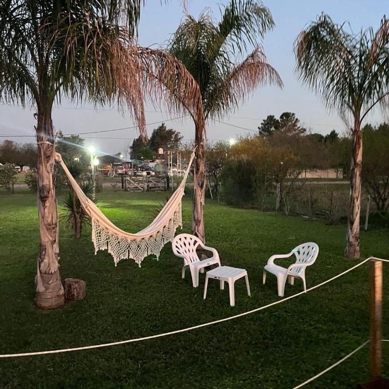 Casa con pileta, jardín y parrilla para toda la familia - Casa de 2 dormitorios - 15
