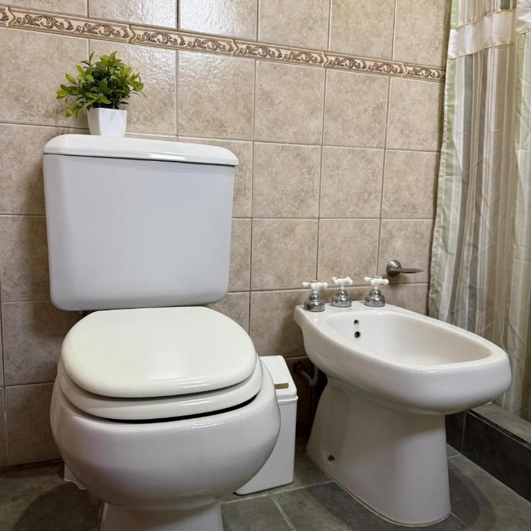 Casa con pileta, jardín y parrilla para toda la familia - Casa de 2 dormitorios - 27