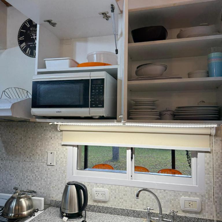 Casa con pileta, jardín y parrilla para toda la familia - Casa de 2 dormitorios - 23