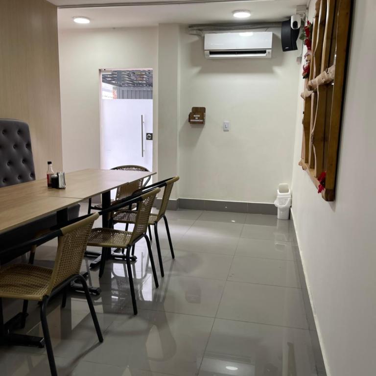 Apartamento para máx 5 personas, habitación privada con cama doble , habitación abierta con camarote y sofá cama, comodo, bonito, central, bien ubicado, en el centro de palmira - Apartamento de 1 dormitorio - 3