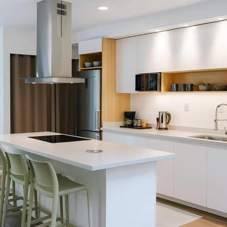 Beautiful condo with 4 pools and roofgarden - Two-Bedroom Apartment - 3