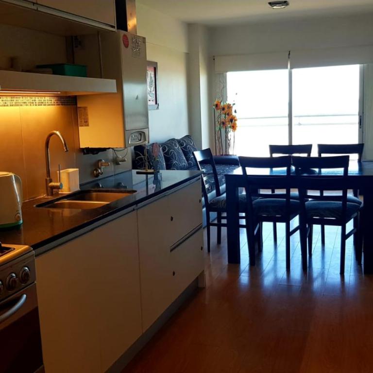 Departamento con cochera vista al mar - One-Bedroom Apartment - 2
