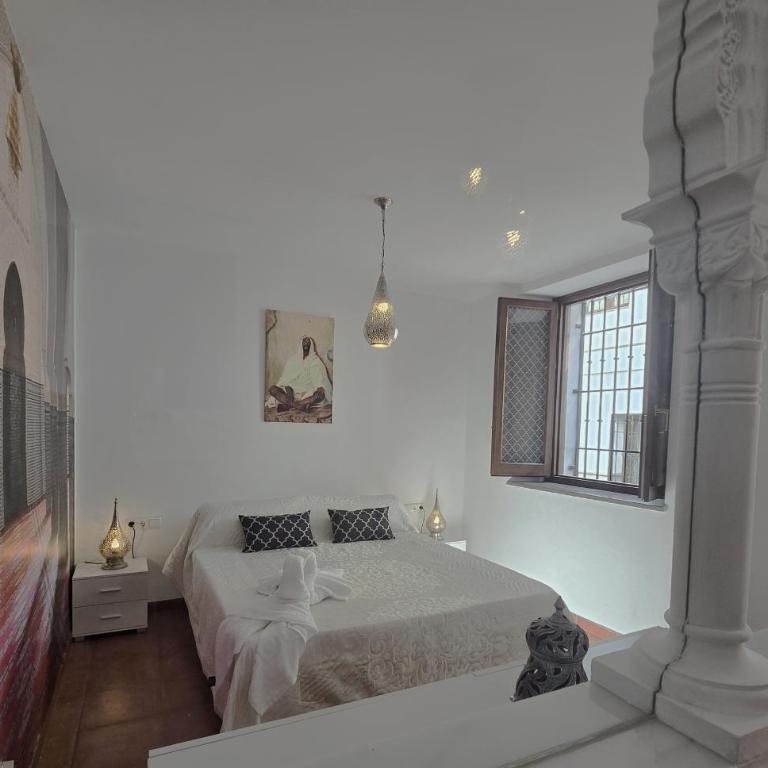 Nasrid House - Casa amplia para 12 junto a San Nicolás - Albaicín - Six-Bedroom House - 4