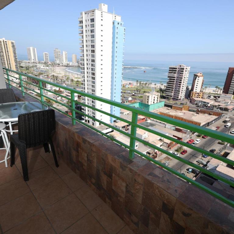 Departamentos Alpro Cavancha Vista a la Playa - Apartamento con vistas al mar - 1