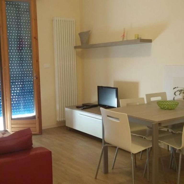 Residence Florida B2-200m dal lago,a/c,balcone - Casa Vacanze - 13