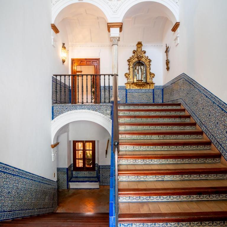 Villa Elvira, exclusive Pool and Gardens in the heart of Sevilla - Villa - 4
