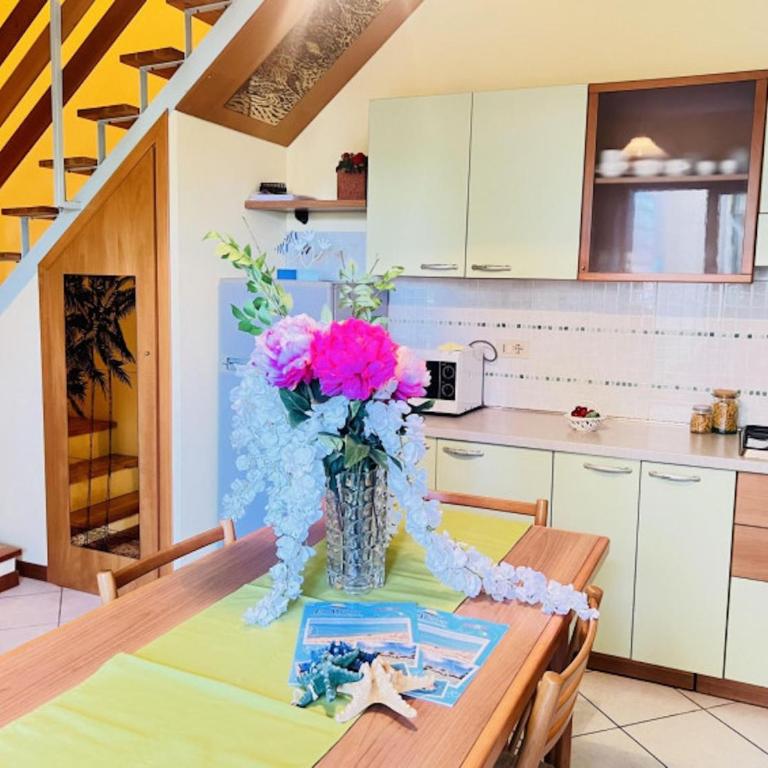 Tiny house with private garden - Villa - 3