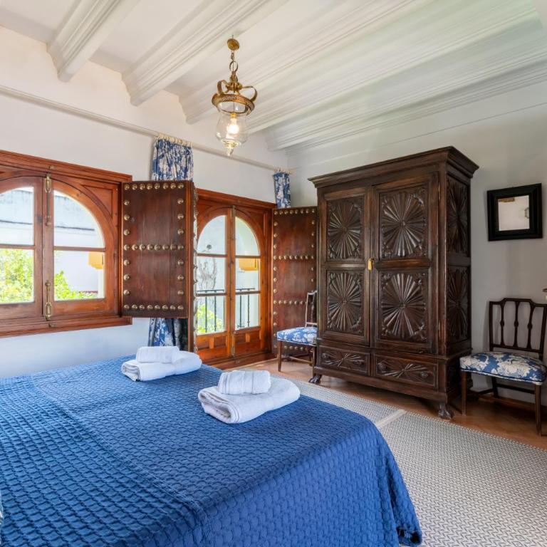 Villa Elvira, exclusive Pool and Gardens in the heart of Sevilla - Villa - 51